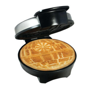 Waffle-Maker-Center-2