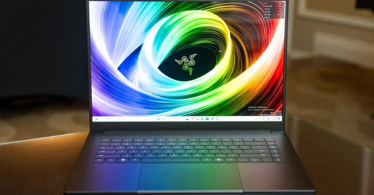 257474 CES 2025 Razer Blade 16 ADiBenedetto 0005