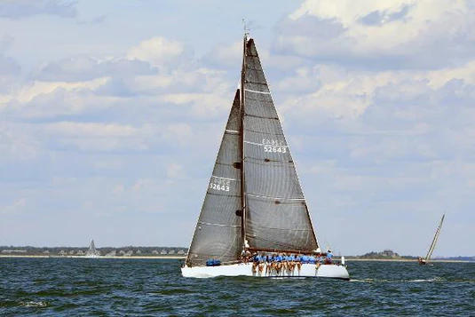Thoroughbred-Yacht-Sales-2