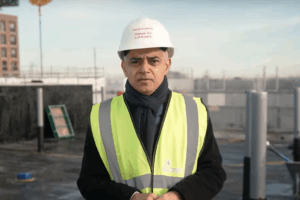 1746771098 sadiq khan