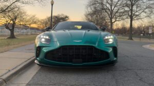 2025 Aston Martin Vantage 04 2560x1440 1746120279